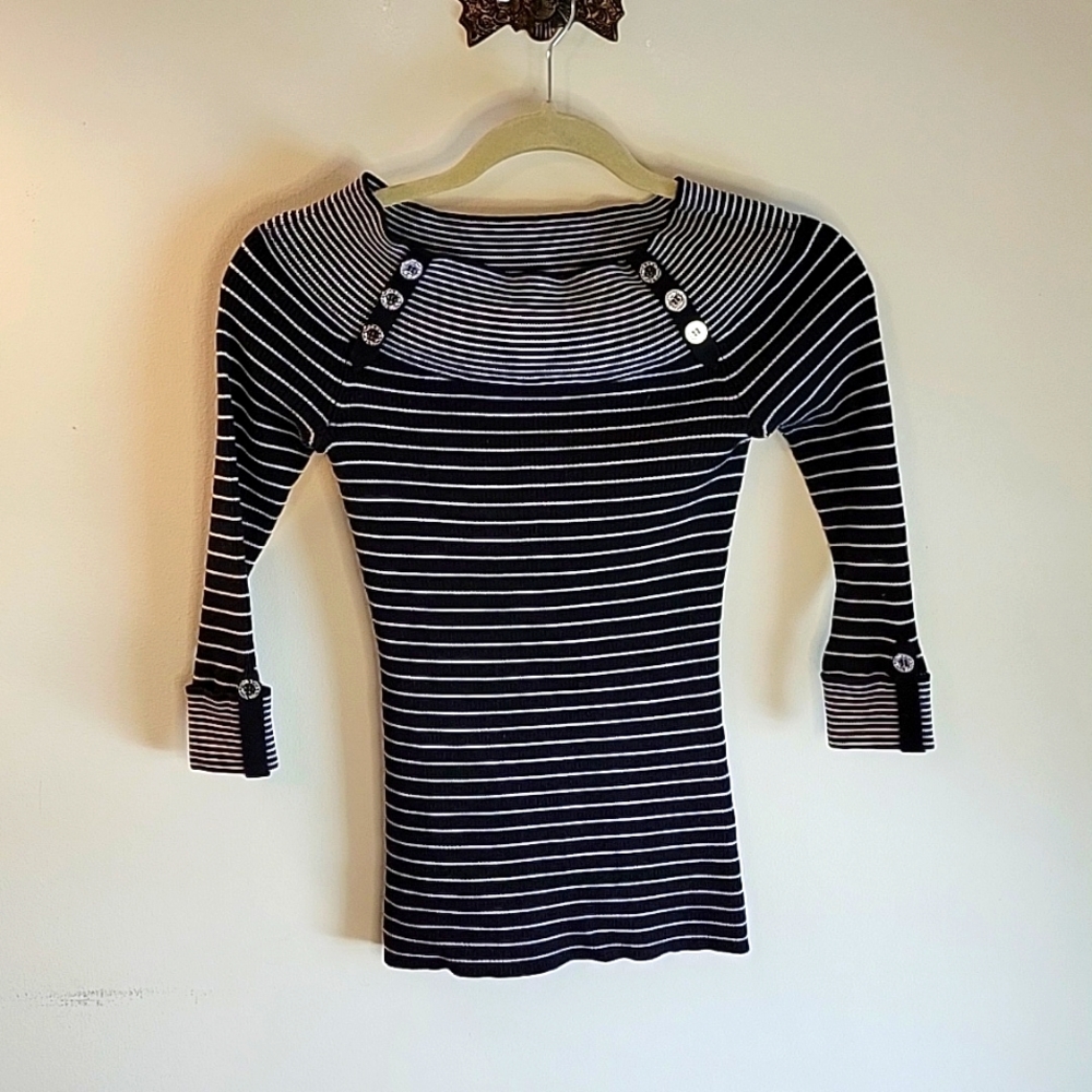 White House Black Market Womens Black and White Striped Sweater Sz XS